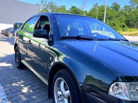 Шкода Октавия 2003 в Киеве на Automoto.ua Шкода Октавия, объемом двигателя 1.6 л и пробегом 303 тыс. км за 2850 $, фото 1 на Automoto.ua