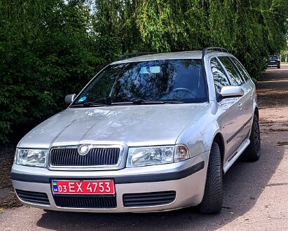 Шкода Октавия 2006 в Бердичеве на Automoto.ua Шкода Октавия, объемом двигателя 1.6 л и пробегом 192 тыс. км за 5700 $, фото 1 на Automoto.ua