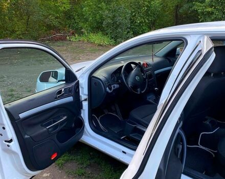 Шкода Октавия, объемом двигателя 1.6 л и пробегом 235 тыс. км за 5300 $, фото 1 на Automoto.ua
