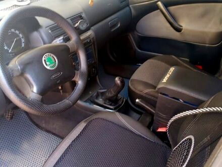 Шкода Октавія, об'ємом двигуна 1.6 л та пробігом 360 тис. км за 5000 $, фото 1 на Automoto.ua