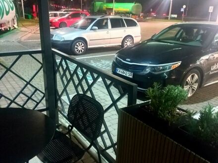 Шкода Октавія, об'ємом двигуна 1.6 л та пробігом 240 тис. км за 3700 $, фото 1 на Automoto.ua