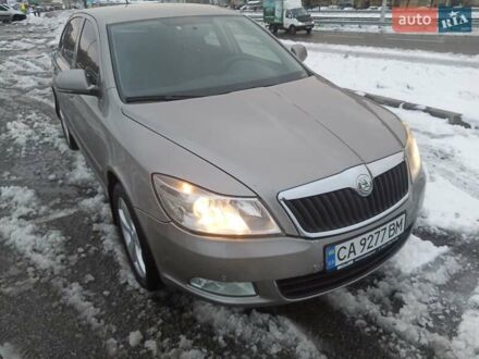 Шкода Октавія 2010 у Києві на Automoto.ua Шкода Октавія, об'ємом двигуна 1.8 л та пробігом 270 тис. км за 7300 $, фото 1 на Automoto.ua