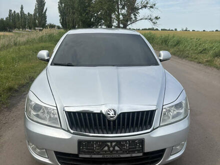 Шкода Октавія 2010 у Павлограде на Automoto.ua Шкода Октавія, об'ємом двигуна 1.6 л та пробігом 247 тис. км за 8400 $, фото 1 на Automoto.ua