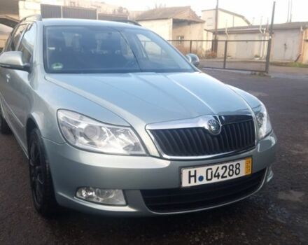 Шкода Октавия, объемом двигателя 1.6 л и пробегом 175 тыс. км за 8600 $, фото 1 на Automoto.ua