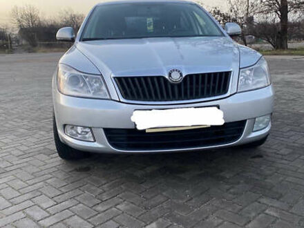 Шкода Октавия 2010 в Днепре (Днепропетровске) на Automoto.ua Шкода Октавия, объемом двигателя 1.8 л и пробегом 221 тыс. км за 7299 $, фото 1 на Automoto.ua