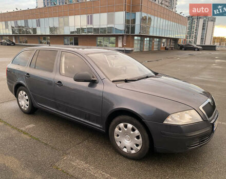 Шкода Октавия, объемом двигателя 1.6 л и пробегом 135 тыс. км за 6999 $, фото 1 на Automoto.ua