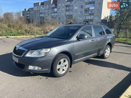 Шкода Октавия 2011 в Стрые на Automoto.ua Шкода Октавия, объемом двигателя 1.6 л и пробегом 325 тыс. км за 7650 $, фото 1 на Automoto.ua
