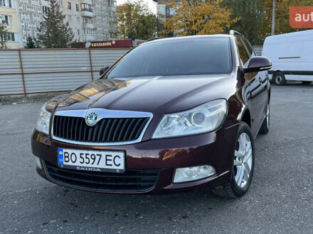 Шкода Октавия 2011 в Тернополе на Automoto.ua Шкода Октавия, объемом двигателя 1.6 л и пробегом 280 тыс. км за 8100 $, фото 1 на Automoto.ua
