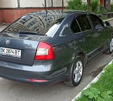 Шкода Октавия 2012 в Ровно на Automoto.ua Шкода Октавия, объемом двигателя 1.8 л и пробегом 196 тыс. км за 7800 $, фото 1 на Automoto.ua