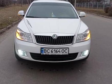 Шкода Октавия 2012 в Червонограде на Automoto.ua Шкода Октавия, объемом двигателя 2 л и пробегом 240 тыс. км за 10700 $, фото 1 на Automoto.ua