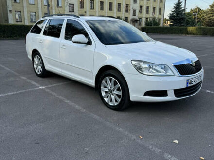 Шкода Октавия 2012 в Днепре (Днепропетровске) на Automoto.ua Шкода Октавия, объемом двигателя 1.6 л и пробегом 170 тыс. км за 9888 $, фото 1 на Automoto.ua