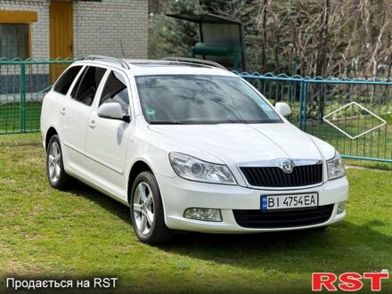 Шкода Октавия 2012 в Ахтырке на Automoto.ua Шкода Октавия, объемом двигателя 16 л и пробегом 268 тыс. км за 8800 $, фото 1 на Automoto.ua