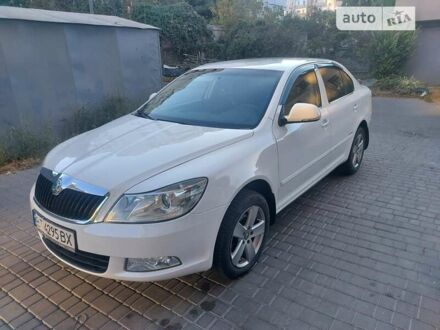 Шкода Октавія 2012 у Одесі на Automoto.ua Шкода Октавія, об'ємом двигуна 1.8 л та пробігом 220 тис. км за 9000 $, фото 1 на Automoto.ua