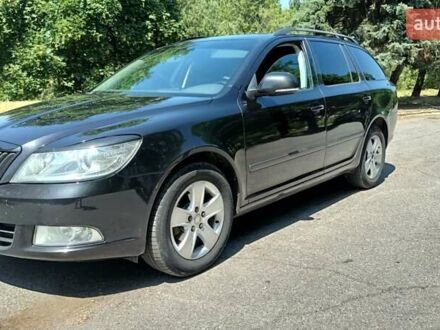 Шкода Октавия 2013 в Светловдске на Automoto.ua Шкода Октавия, объемом двигателя 1.6 л и пробегом 226 тыс. км за 9000 $, фото 1 на Automoto.ua