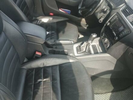 Шкода Октавія, об'ємом двигуна 1.62 л та пробігом 182 тис. км за 10000 $, фото 1 на Automoto.ua