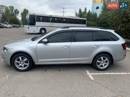 Шкода Октавия 2014 в Кривом Роге на Automoto.ua Шкода Октавия, объемом двигателя 2 л и пробегом 293 тыс. км за 13100 $, фото 1 на Automoto.ua