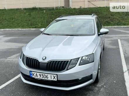 Шкода Октавия, объемом двигателя 0 л и пробегом 217 тыс. км за 15500 $, фото 1 на Automoto.ua