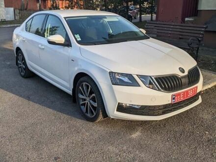 Шкода Октавія 2017 у Рівному на Automoto.ua Шкода Октавія, об'ємом двигуна 2 л та пробігом 235 тис. км за 13600 $, фото 1 на Automoto.ua