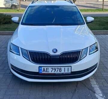 Шкода Октавія 2018 у Дніпро (Дніпропетровську) на Automoto.ua Шкода Октавія, об'ємом двигуна 1.97 л та пробігом 265 тис. км за 15000 $, фото 1 на Automoto.ua