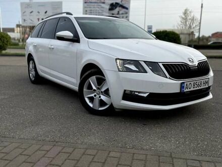 Шкода Октавия 2018 в Виноградове на Automoto.ua Шкода Октавия, объемом двигателя 1.6 л и пробегом 280 тыс. км за 11499 $, фото 1 на Automoto.ua