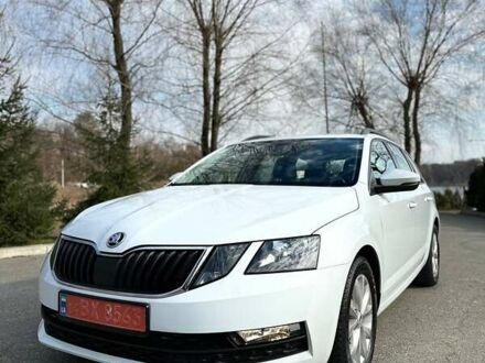 Шкода Октавия 2018 в Киеве на Automoto.ua Шкода Октавия, объемом двигателя 1.6 л и пробегом 202 тыс. км за 14399 $, фото 1 на Automoto.ua