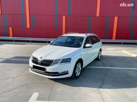 Шкода Октавия 2020 в Киеве на Automoto.ua Шкода Октавия, объемом двигателя 2 л и пробегом 239 тыс. км за 15700 $, фото 1 на Automoto.ua