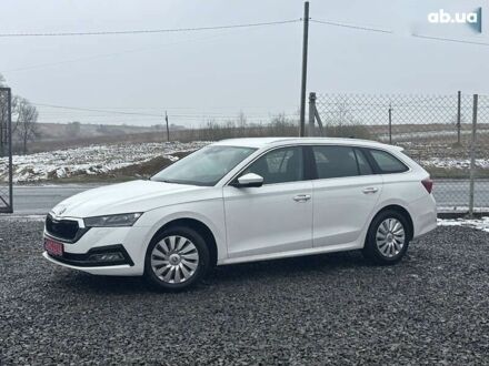 Шкода Октавия 2022 в Львове на Automoto.ua Шкода Октавия, объемом двигателя 2 л и пробегом 211 тыс. км за 21700 $, фото 1 на Automoto.ua