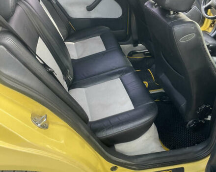 Желтый Шкода Октавия, объемом двигателя 1.78 л и пробегом 308 тыс. км за 4200 $, фото 9 на Automoto.ua