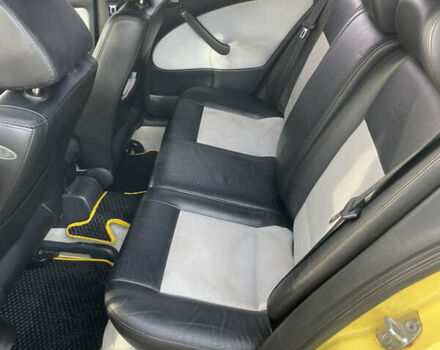 Желтый Шкода Октавия, объемом двигателя 1.78 л и пробегом 308 тыс. км за 4200 $, фото 10 на Automoto.ua