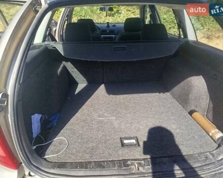 Жовтий Шкода Октавія, об'ємом двигуна 2 л та пробігом 300 тис. км за 4800 $, фото 3 на Automoto.ua