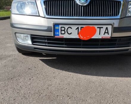 Жовтий Шкода Октавія, об'ємом двигуна 1.6 л та пробігом 230 тис. км за 5800 $, фото 5 на Automoto.ua