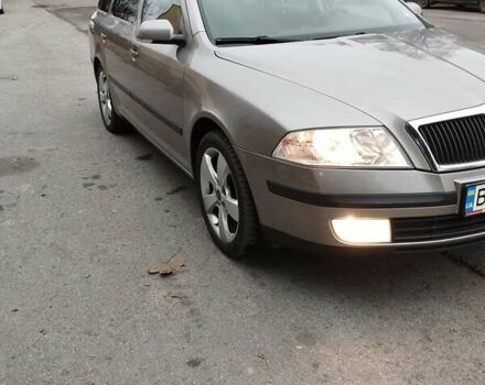 Жовтий Шкода Октавія, об'ємом двигуна 1.6 л та пробігом 231 тис. км за 5800 $, фото 8 на Automoto.ua