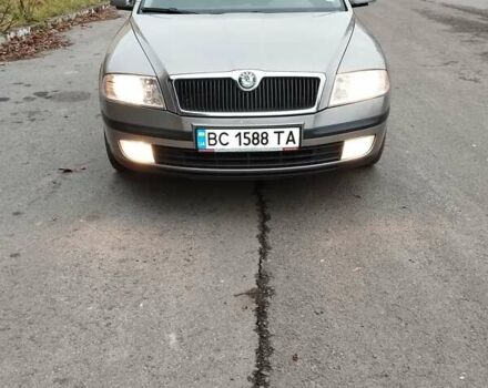 Жовтий Шкода Октавія, об'ємом двигуна 1.6 л та пробігом 231 тис. км за 5800 $, фото 9 на Automoto.ua