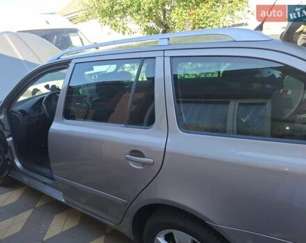 Жовтий Шкода Октавія, об'ємом двигуна 1.6 л та пробігом 235 тис. км за 8500 $, фото 1 на Automoto.ua