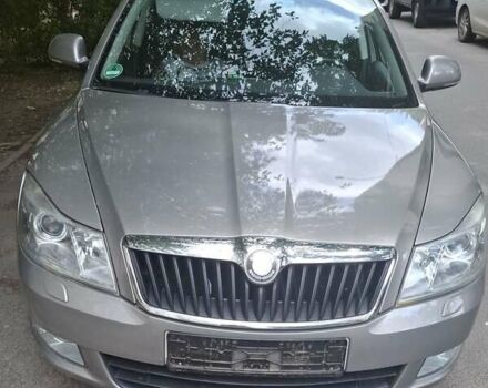 Жовтий Шкода Октавія, об'ємом двигуна 1.6 л та пробігом 235 тис. км за 8500 $, фото 6 на Automoto.ua