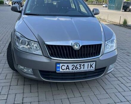 Желтый Шкода Октавия, объемом двигателя 1.6 л и пробегом 260 тыс. км за 9500 $, фото 11 на Automoto.ua