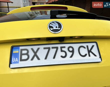 Желтый Шкода Октавия, объемом двигателя 1.6 л и пробегом 254 тыс. км за 8500 $, фото 9 на Automoto.ua