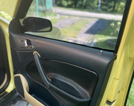 Желтый Шкода Октавия, объемом двигателя 1.6 л и пробегом 270 тыс. км за 3500 $, фото 5 на Automoto.ua