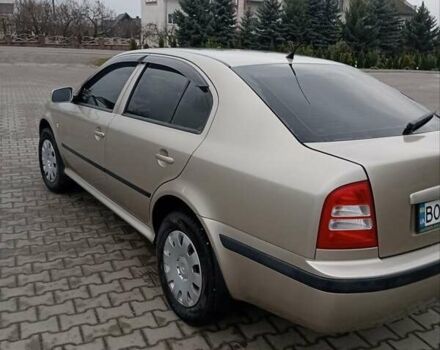 Желтый Шкода Октавия, объемом двигателя 1.6 л и пробегом 210 тыс. км за 4800 $, фото 1 на Automoto.ua