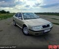 Жовтий Шкода Октавія, об'ємом двигуна 1.6 л та пробігом 210 тис. км за 5000 $, фото 1 на Automoto.ua