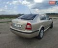 Желтый Шкода Октавия, объемом двигателя 1.6 л и пробегом 215 тыс. км за 4300 $, фото 4 на Automoto.ua