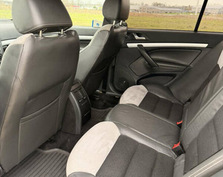 Желтый Шкода Октавия, объемом двигателя 1.97 л и пробегом 331 тыс. км за 6000 $, фото 9 на Automoto.ua