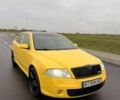 Желтый Шкода Октавия, объемом двигателя 1.97 л и пробегом 331 тыс. км за 6000 $, фото 1 на Automoto.ua