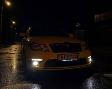 Желтый Шкода Октавия, объемом двигателя 1.98 л и пробегом 196 тыс. км за 11500 $, фото 3 на Automoto.ua