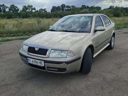 Шкода Октавия 2004 в Пирятине на Automoto.ua Желтый Шкода Октавия, объемом двигателя 1.6 л и пробегом 215 тыс. км за 4300 $, фото 1 на Automoto.ua