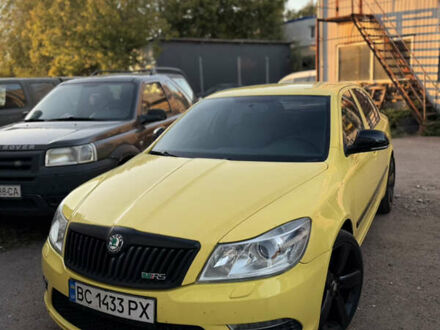 Шкода Октавия 2012 в Тернополе на Automoto.ua Желтый Шкода Октавия, объемом двигателя 1.98 л и пробегом 267 тыс. км за 7300 $, фото 1 на Automoto.ua