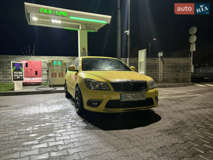 Шкода Октавія 2012 у Хмельницькому на Automoto.ua Жовтий Шкода Октавія, об'ємом двигуна 1.98 л та пробігом 250 тис. км за 8469 $, фото 1 на Automoto.ua