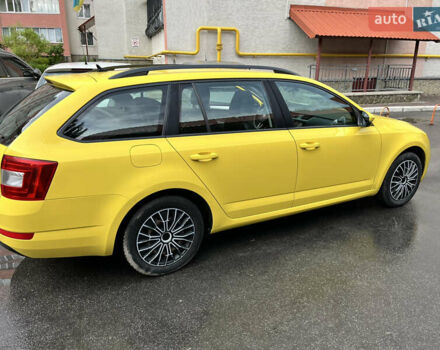 Желтый Шкода Октавия, объемом двигателя 1.6 л и пробегом 254 тыс. км за 8500 $, фото 1 на Automoto.ua