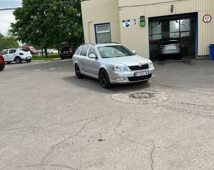 Сірий Шкода Октавія, об'ємом двигуна 0 л та пробігом 205 тис. км за 8000 $, фото 7 на Automoto.ua