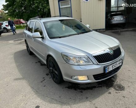 Сірий Шкода Октавія, об'ємом двигуна 0 л та пробігом 205 тис. км за 8000 $, фото 13 на Automoto.ua